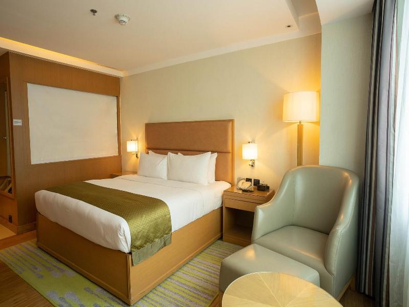Ion Hotel image