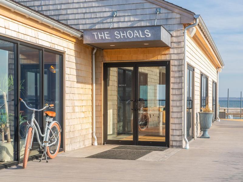 The Shoals Suites And Slips image
