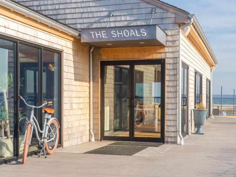 The Shoals Suites And Slips image