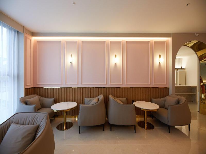 Grand Bern Hotel image