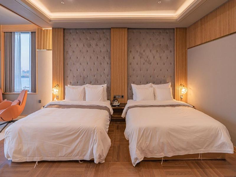 Grand Bern Hotel image
