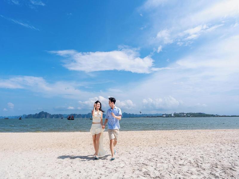 A La Carte Ha Long Bay Managed By Taseco image
