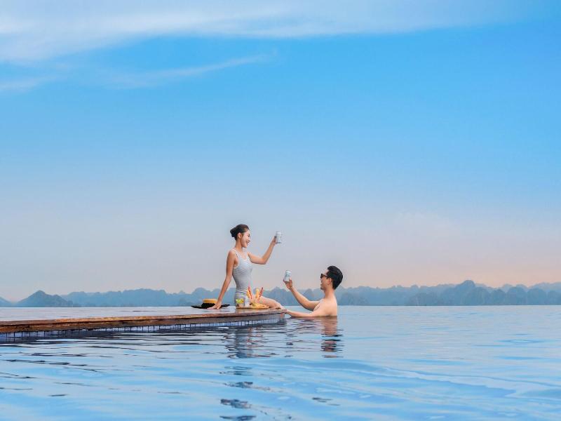 A La Carte Ha Long Bay Managed By Taseco image