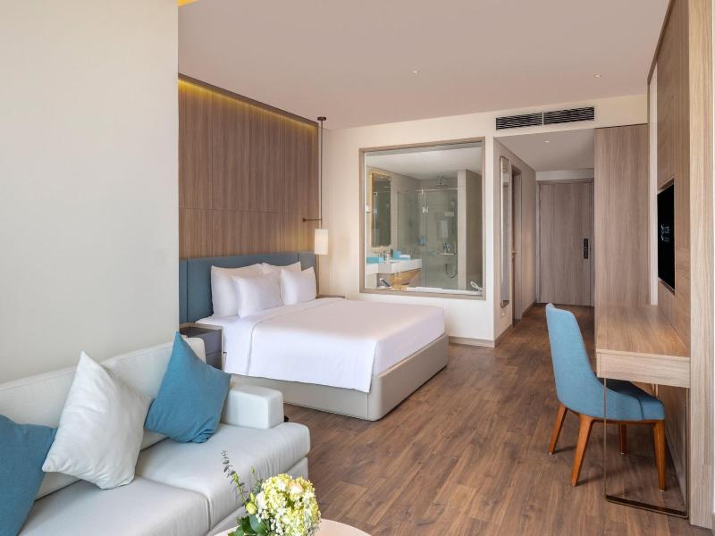 A La Carte Ha Long Bay Managed By Taseco image