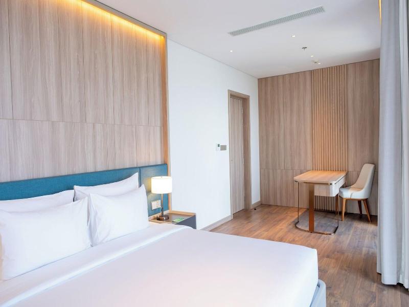 A La Carte Ha Long Bay Managed By Taseco image