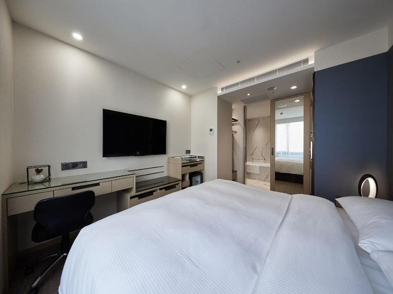 K Hotels Taipei Linsen image