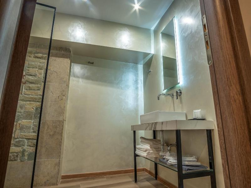 Philia Boutique Hotel image