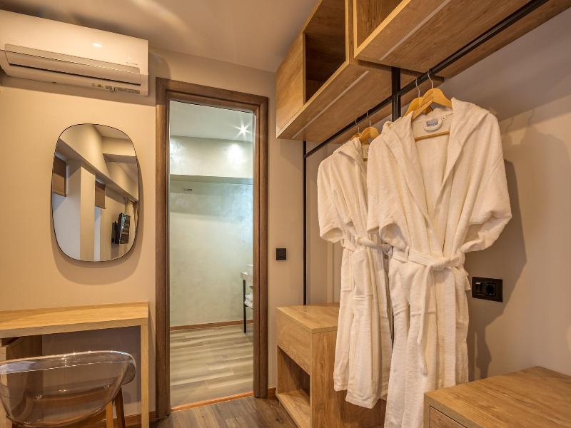 Philia Boutique Hotel image
