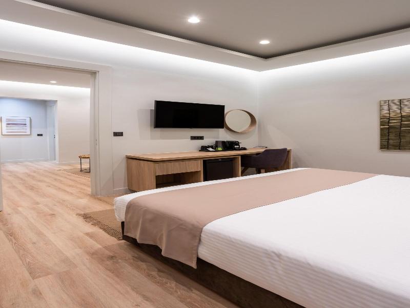 Philia Boutique Hotel image