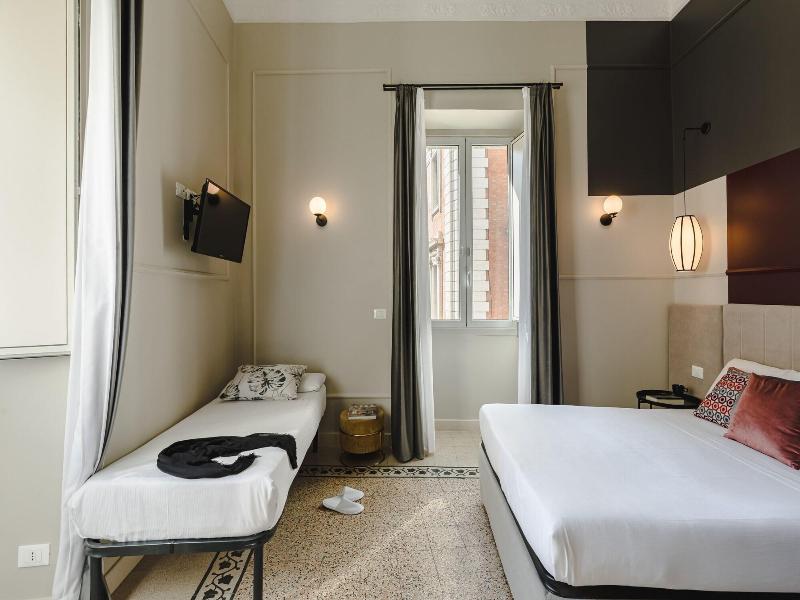 Antica Residenza Del Corso image