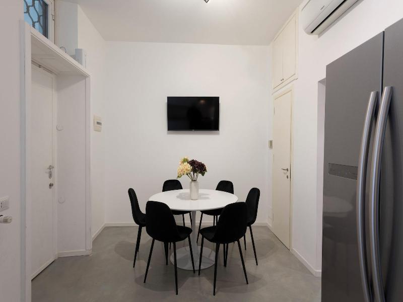 Milan Royal Suites Brera image