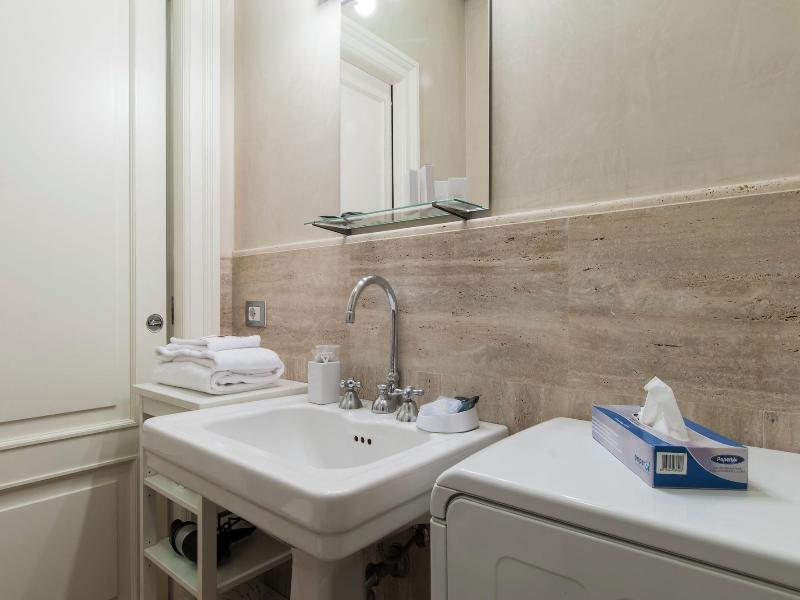 Milan Royal Suites Brera image
