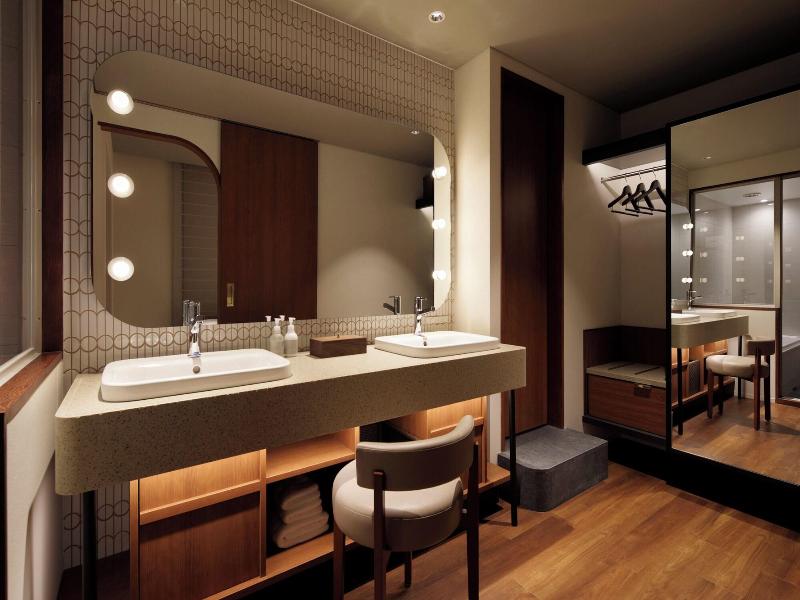 The Mark Grand Hotel image