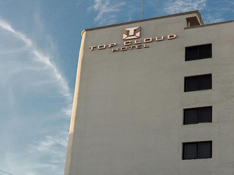 Topcloud Hotel Iksan image