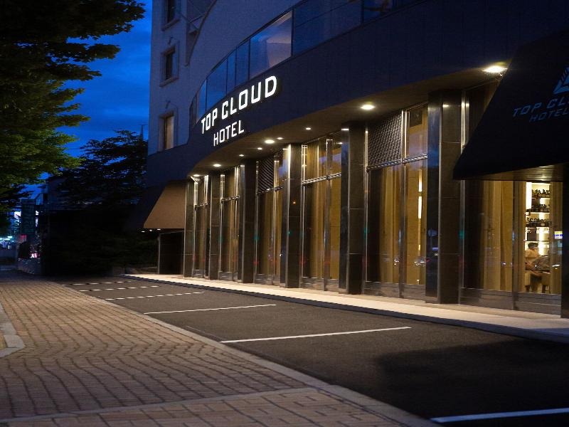 Topcloud Hotel Iksan image