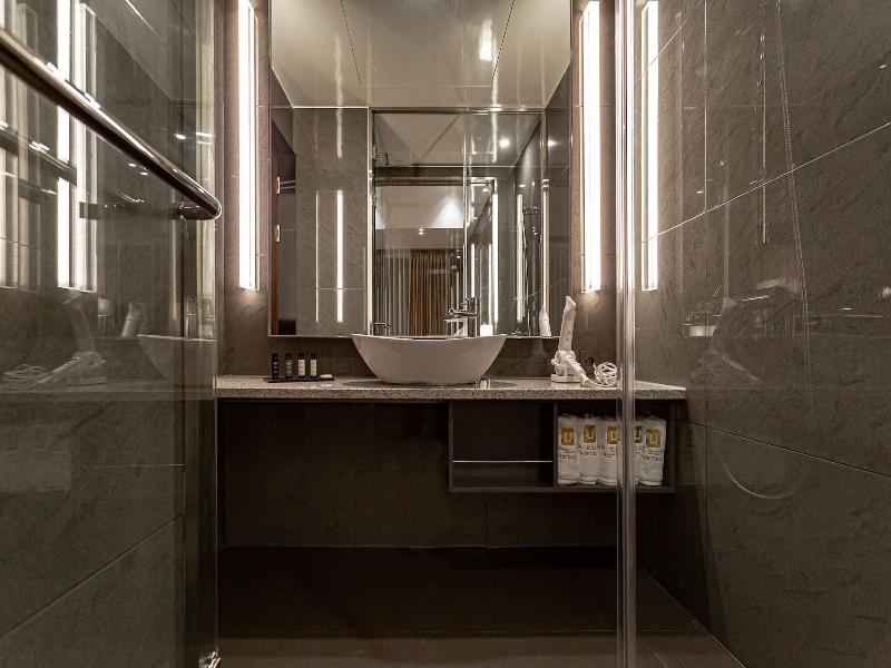 Topcloud Hotel Iksan image