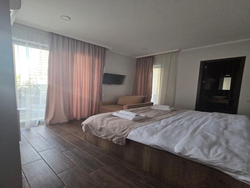 Hotel Corner image