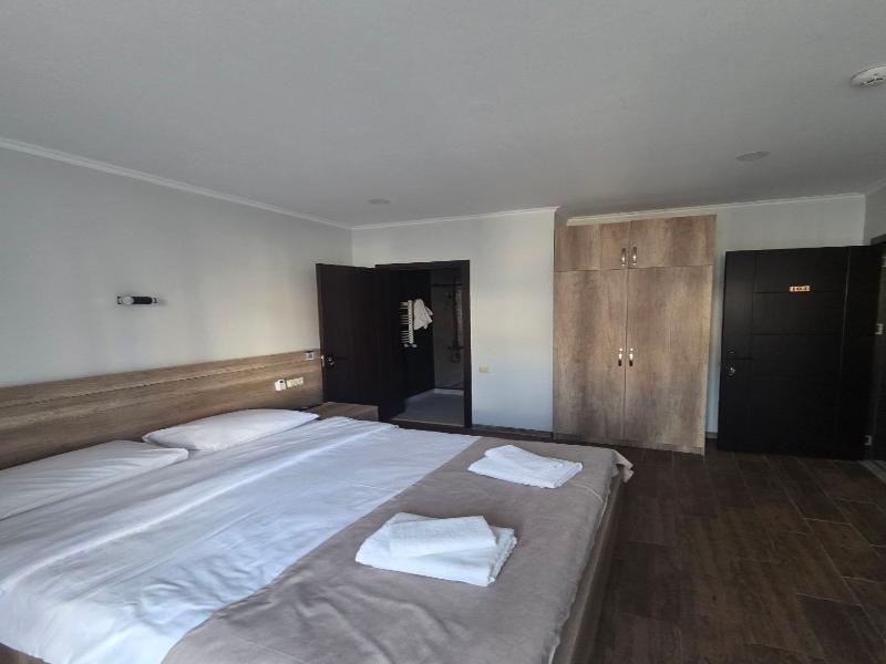 Hotel Corner image