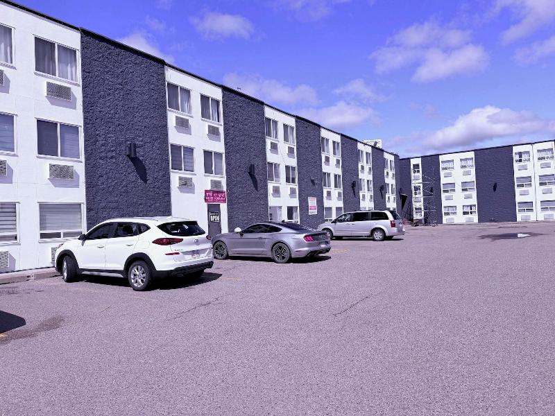 Premium Inn & Suites, Calgary Airport