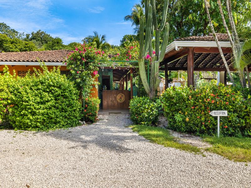 Bahia Esmeralda image