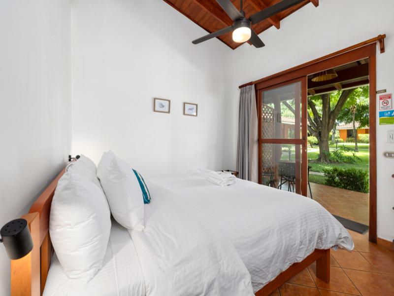Bahia Esmeralda image