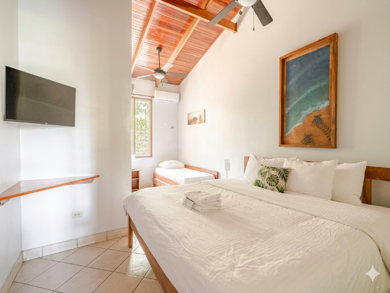 Bahia Esmeralda image