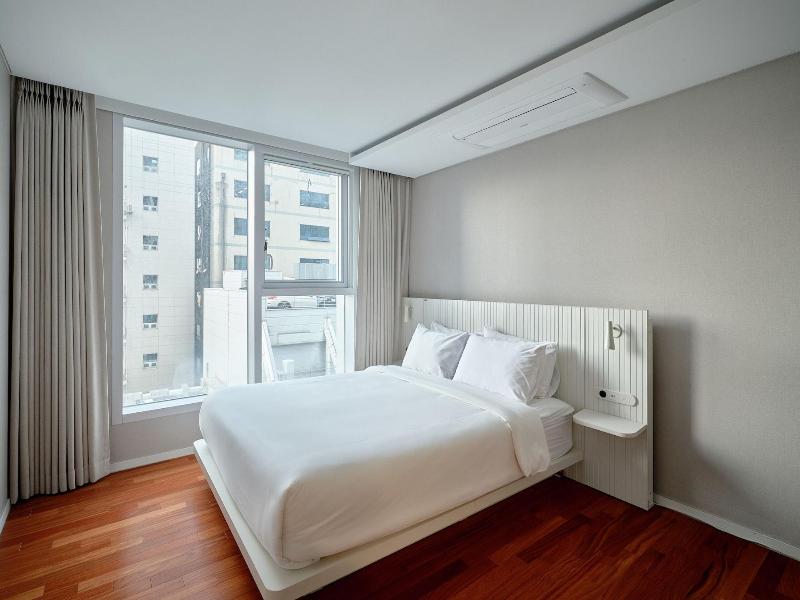 Uh Flat The Seocho image