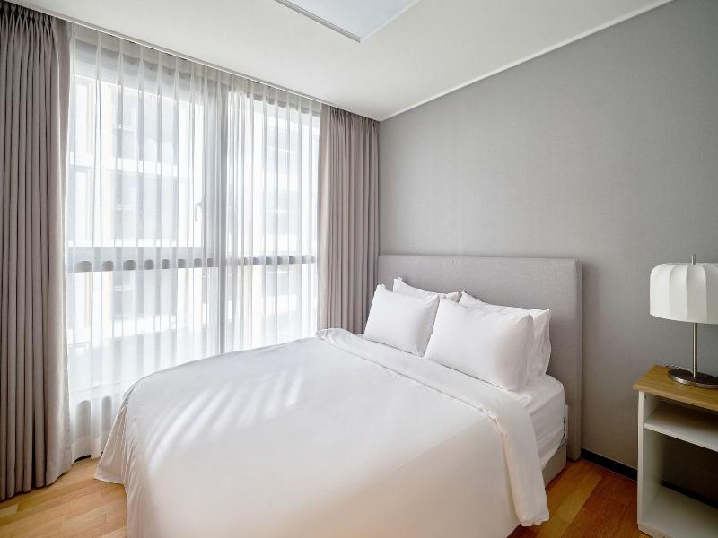 Uh Flat The Seocho image
