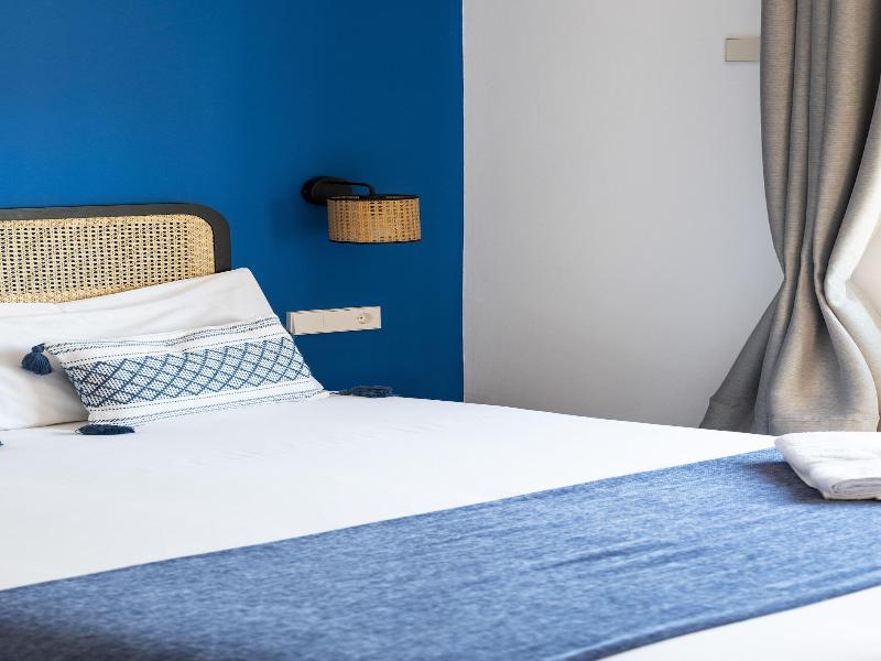 Caliu Apartments Barcelona Camp Nou image