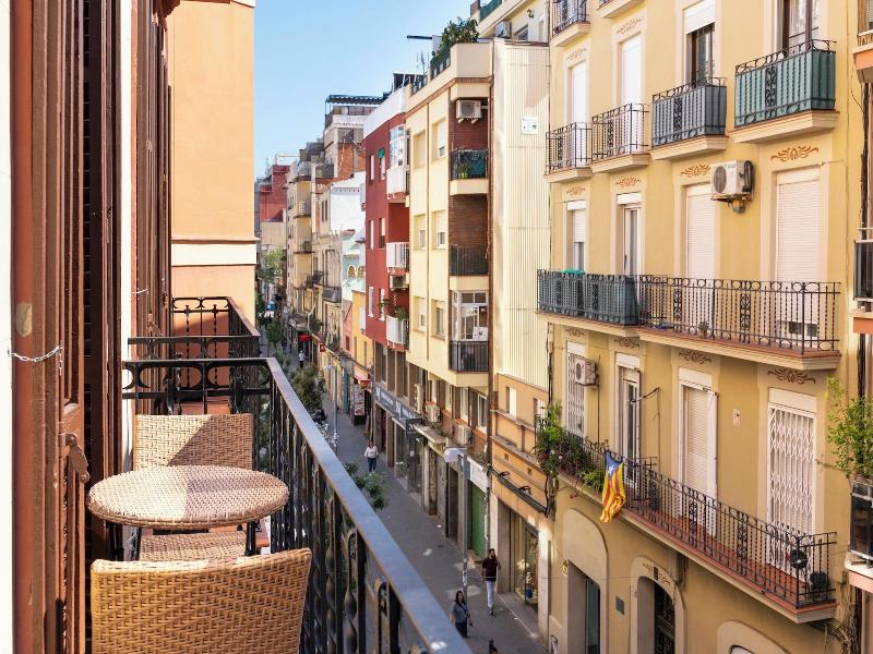 Caliu Apartments Barcelona Camp Nou image