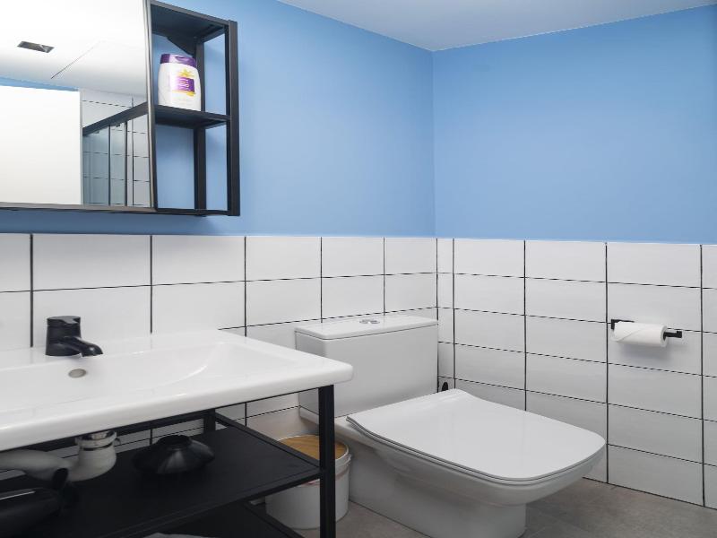 Caliu Apartments Barcelona Camp Nou image