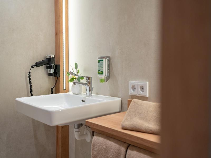 Eee Hotel Eberstalzell image