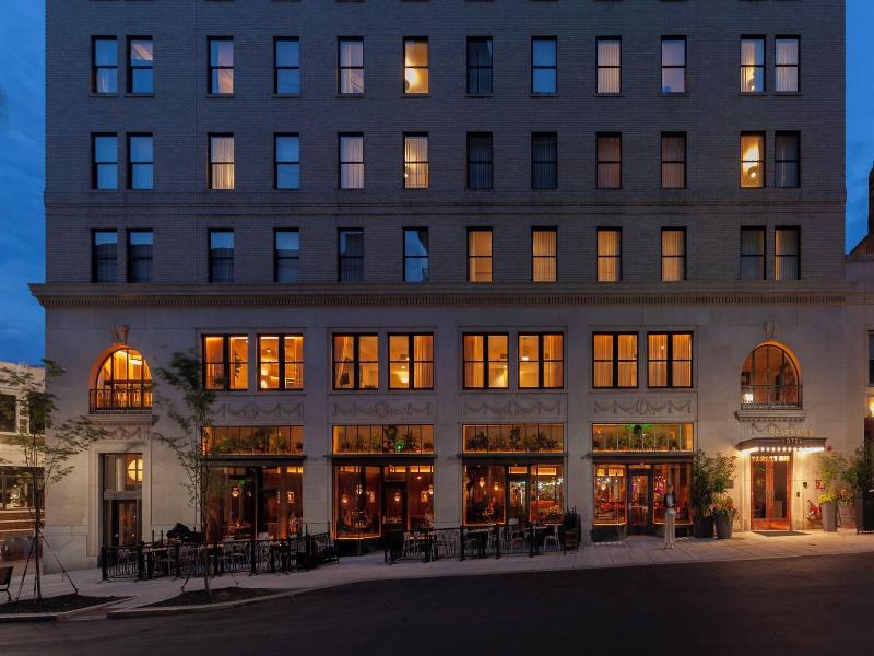 The Flat Iron Hotel image
