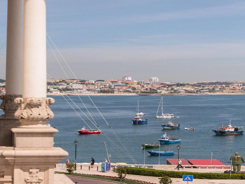 Artsy Cascais image