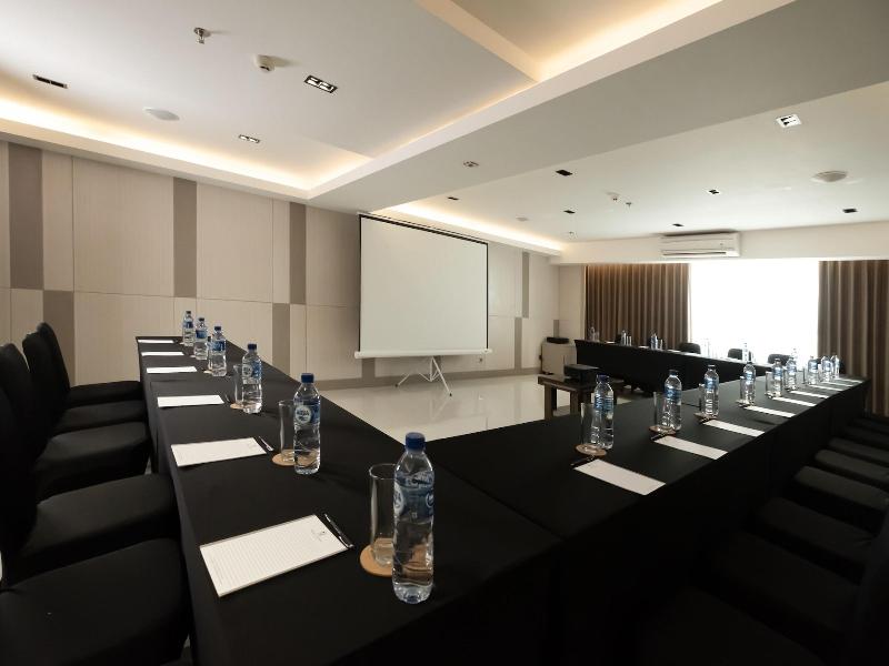 Dream Of Aventus Hotel Kuta image