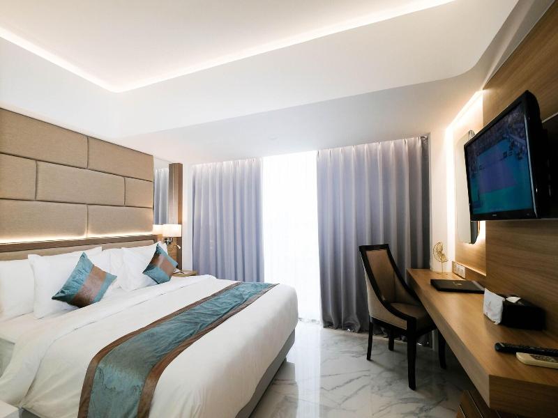 Dream Of Aventus Hotel Kuta image