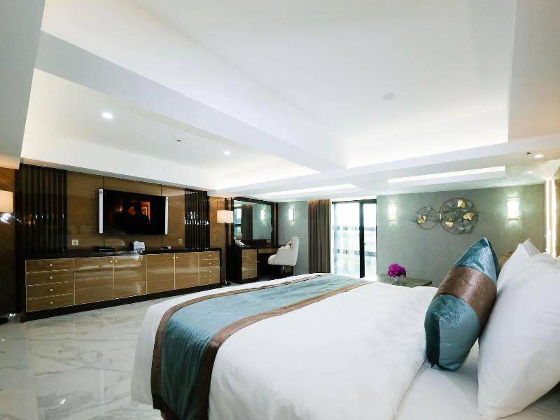 Dream Of Aventus Hotel Kuta image