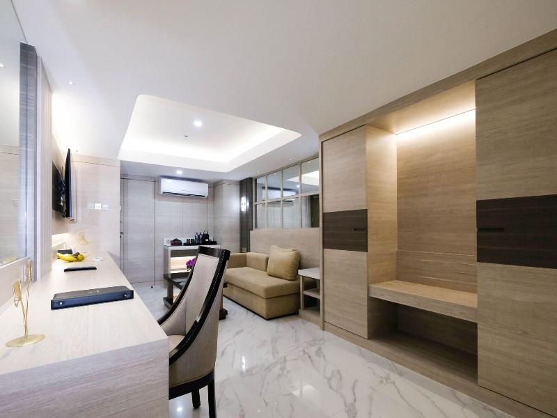 Dream Of Aventus Hotel Kuta image