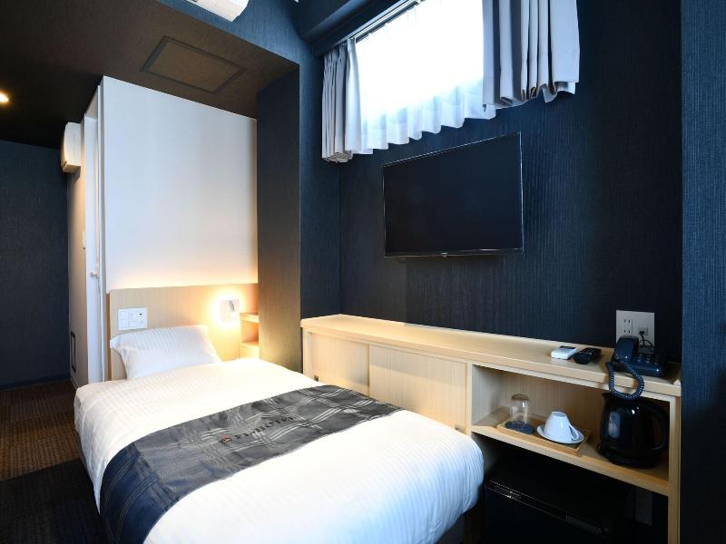 Fl Hotel Asakusa — exterior view