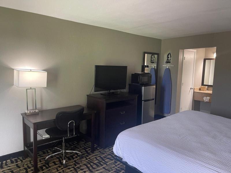 Homegate Inn And Suites Collierville Tn 3