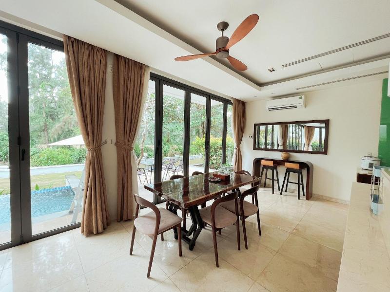 Danang Ocean Beach Villa image