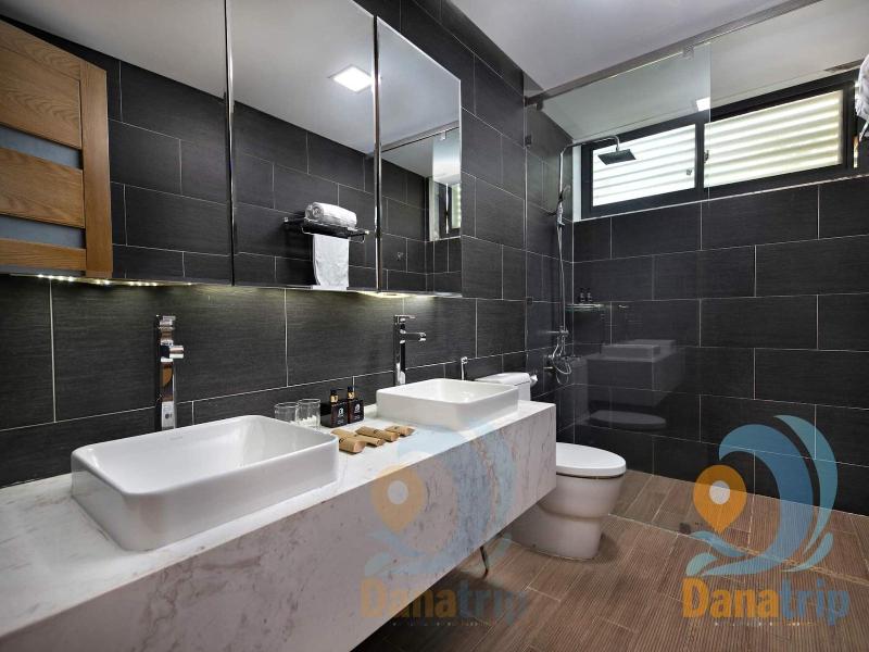 Danang Ocean Beach Villa image