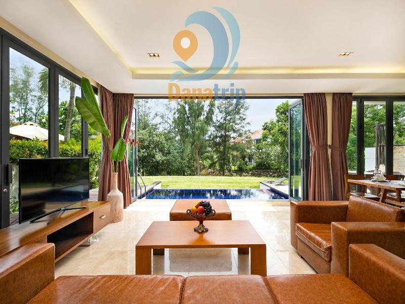Danang Ocean Beach Villa image