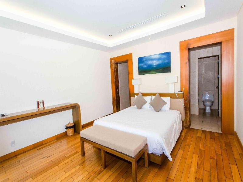 Danang Ocean Beach Villa image
