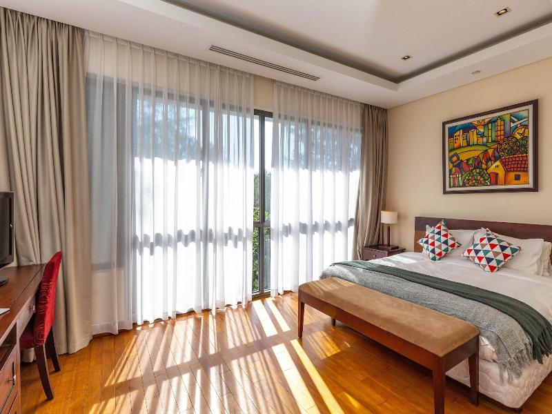 Danang Ocean Beach Villa image
