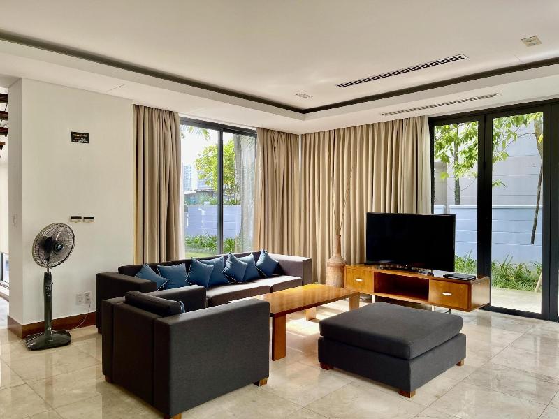 Danang Ocean Beach Villa image