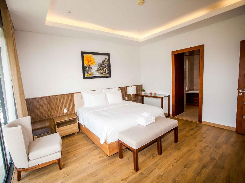 Danang Ocean Beach Villa image