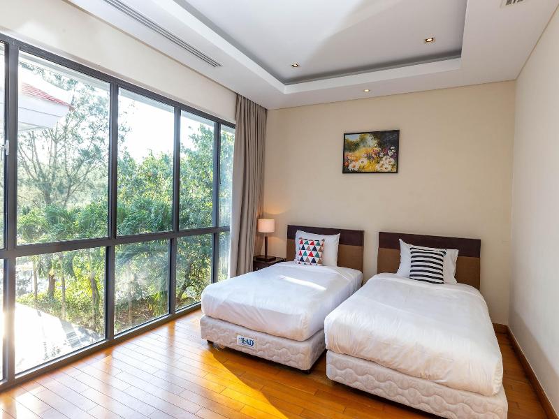 Danang Ocean Beach Villa image