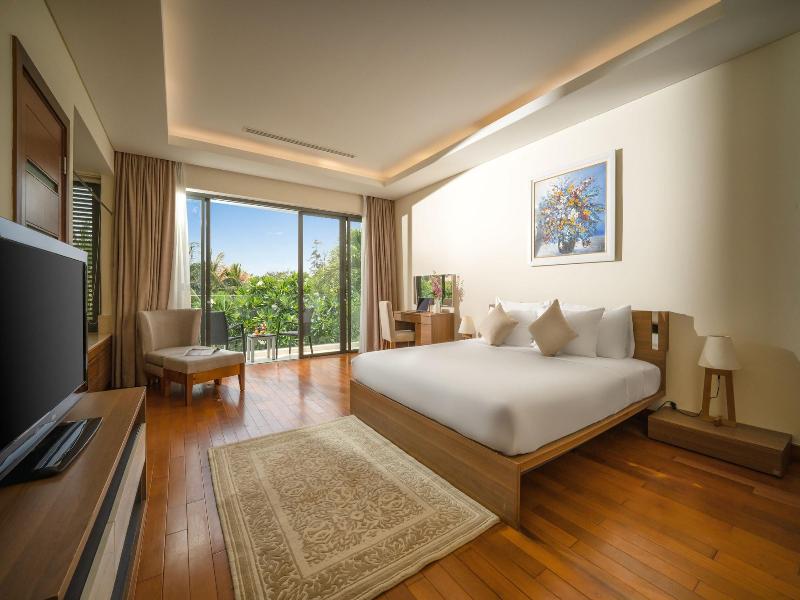 Danang Ocean Beach Villa image