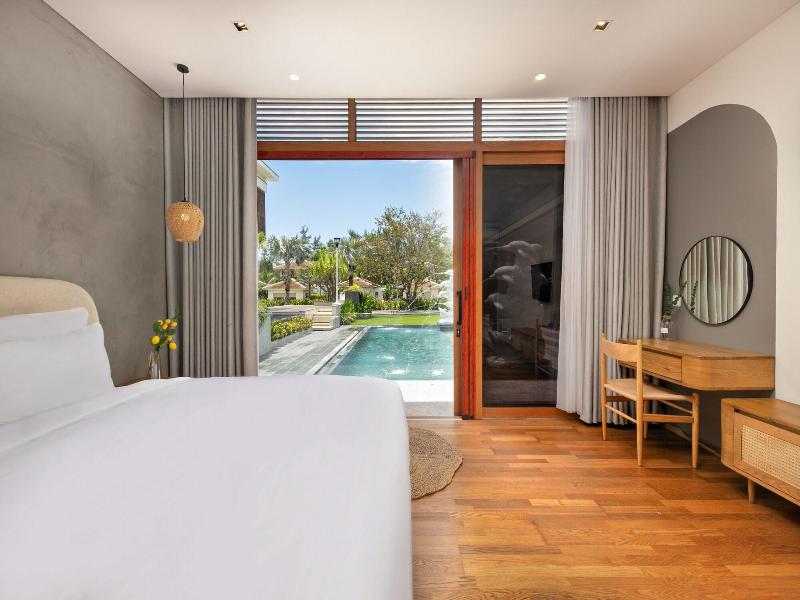 Danang Ocean Beach Villa image